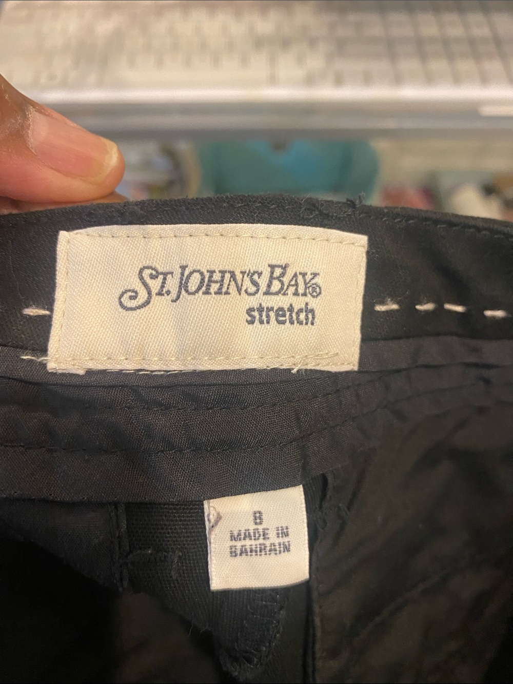 StJohns Bay size 8 inseam 18 inch pants good condition - Picture 4 of 4